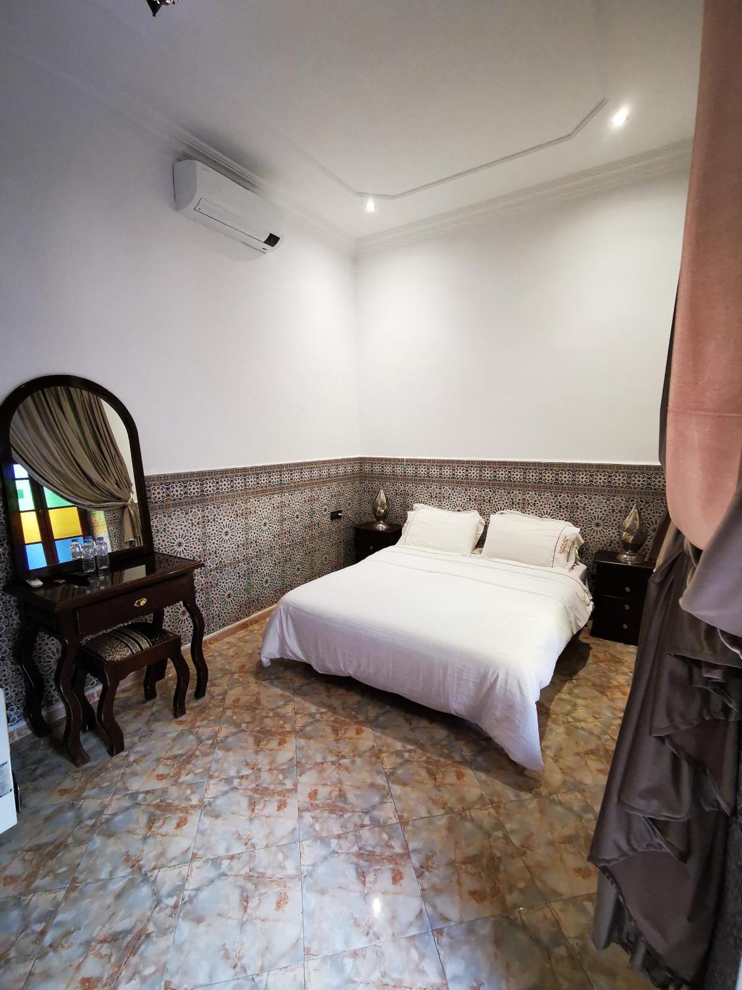 Riad Dar Al Fassia Oujda Szoba fotó