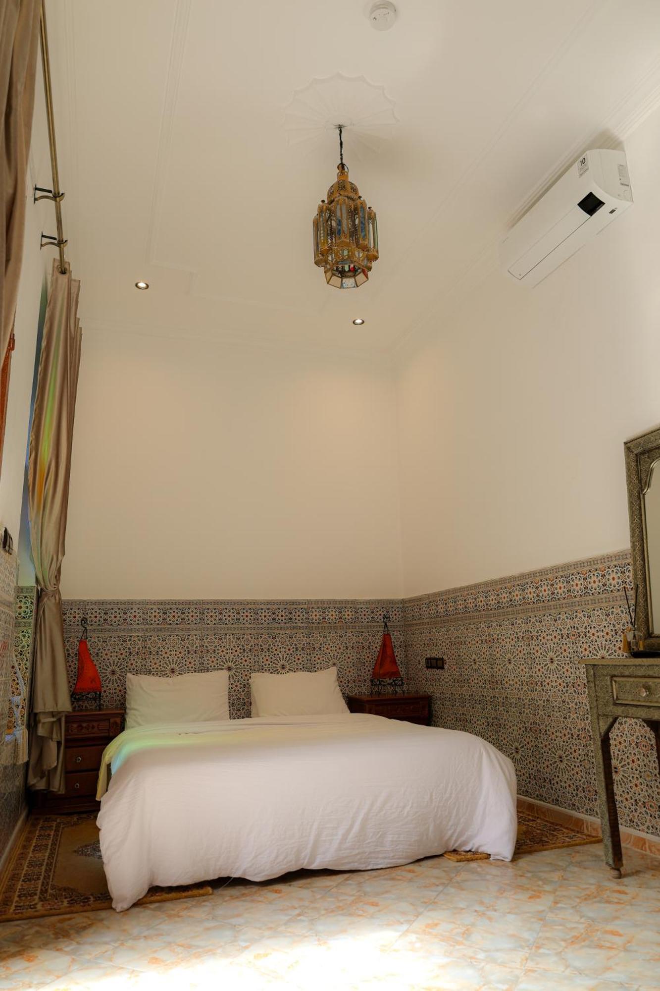 Riad Dar Al Fassia Oujda Szoba fotó